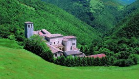 A Fonte Avellana, alla scoperta dell'antico eremo