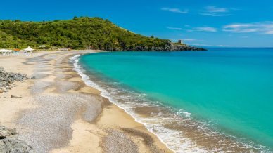 Le spiagge più economiche della Campania perfette per le vacanze