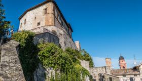 Cosa vedere nel borgo marchigiano di Frontone