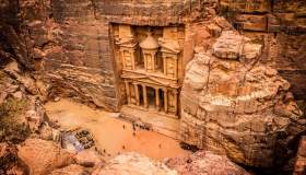 La Giordania riapre al turismo: le regole per visitare Petra e le altre bellezze