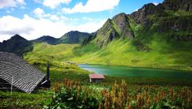 In Svizzera, i laghetti del Ticino che fanno innamorare