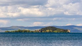 lago di bolsena isole