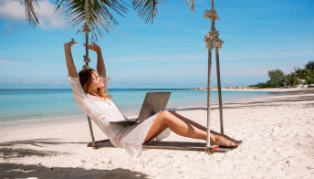 Smart working e vacanze, le località ideali per l’estate