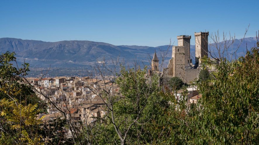 Pacentro, il borgo d’Abruzzo, culla delle celebrity (come Madonna)