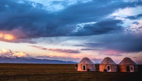 Dormire in una yurta: un’esperienza glamping che si può fare anche in Italia