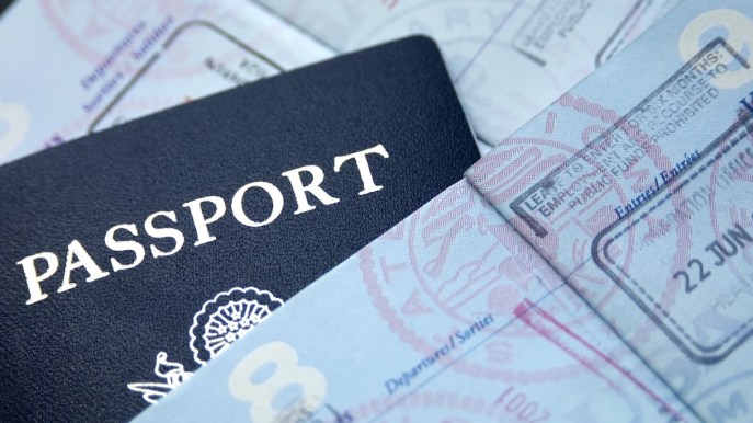 Belli e trendy, i passaporti diventano un oggetto da collezionare