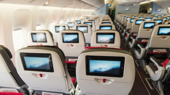 Il “sedile fantasma”, l’idea per il distanziamento in aereo