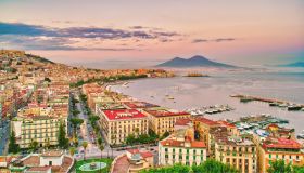 I migliori tour a piedi per scoprire Napoli