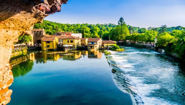 I Borghi Italiani Attraversati Dai Fiumi Belli E Romantici Siviaggia