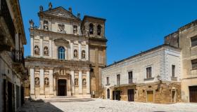 Visitare il centro e il castello di Mesagne