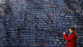 Il muro più romantico del mondo si trova a Parigi