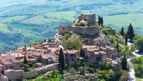 Castiglione-Orcia-toscana-fortezza