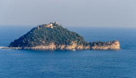 Isola Gallinara: tutti i segreti di questo gioiello sospeso tra cielo e mare