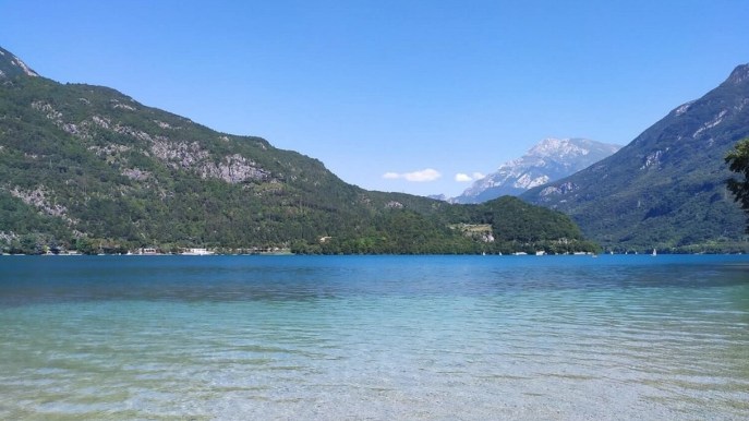Gli acquanauti: vita subacquea in un lago del Friuli
