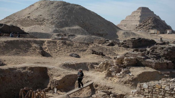 Saqqara, emergono dalla terra altri nuovi 50 sarcofagi