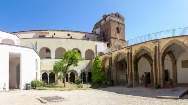 Cosa vedere nella città di Aversa, dal centro al Duomo