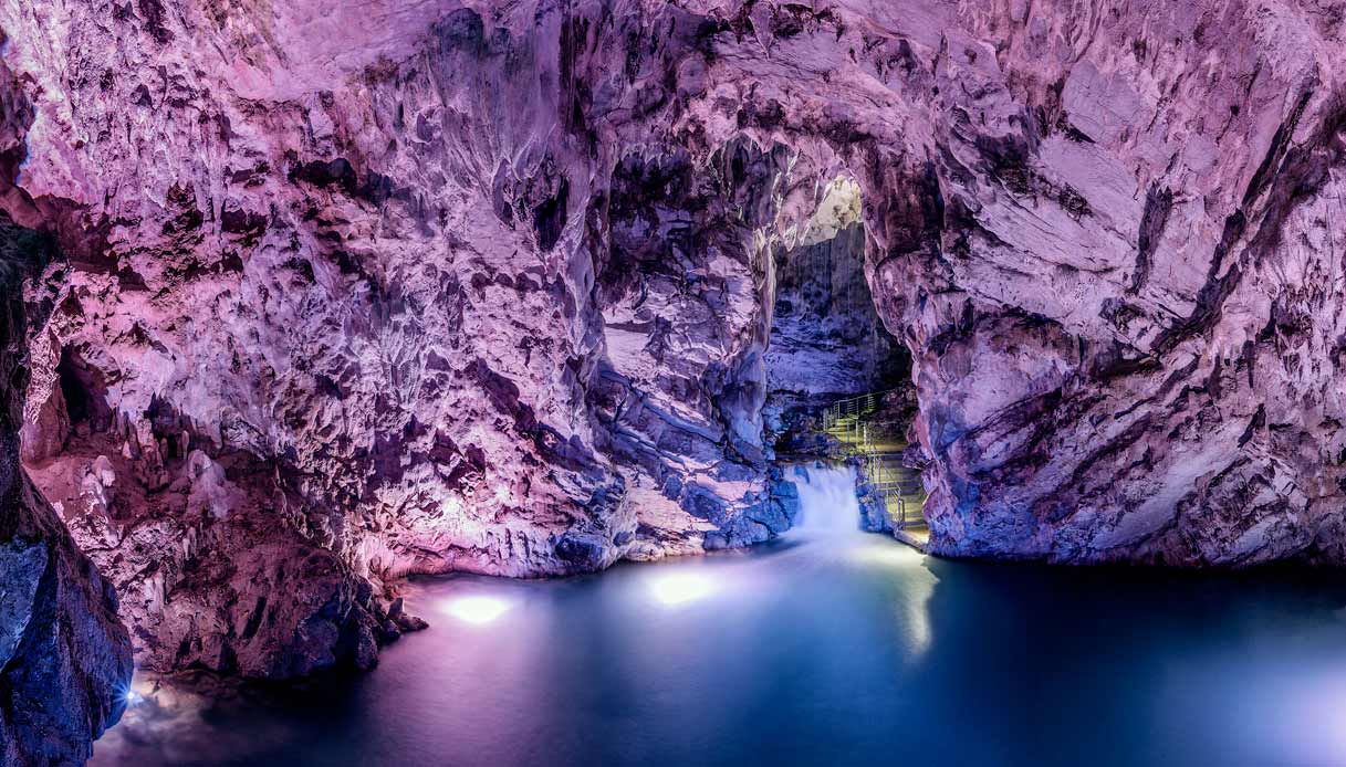 Grotte-di-Pertosa-Auletta