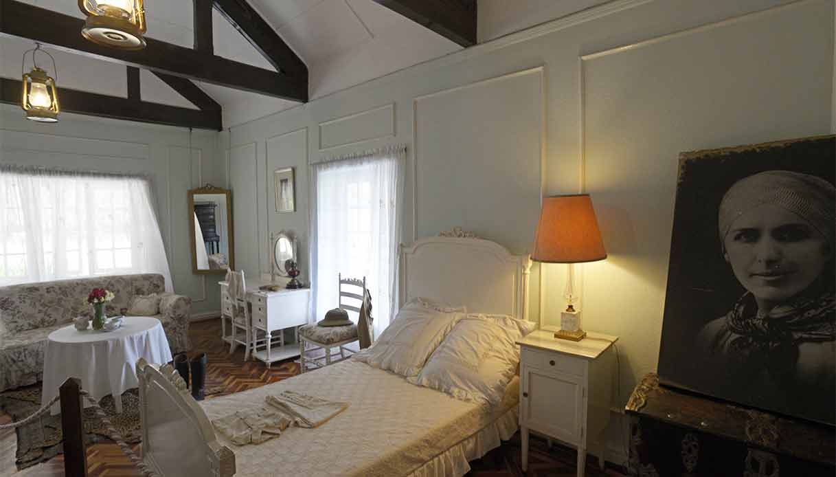 camera-karen-blixen-kenya