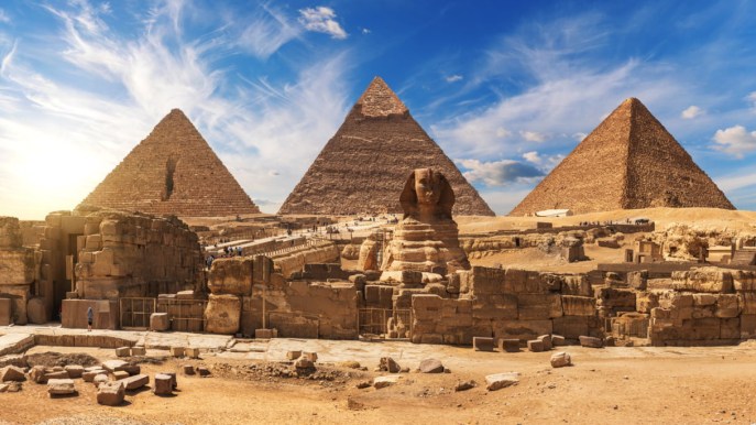 Egitto, tra piramidi e dune: quando ripartono i voli