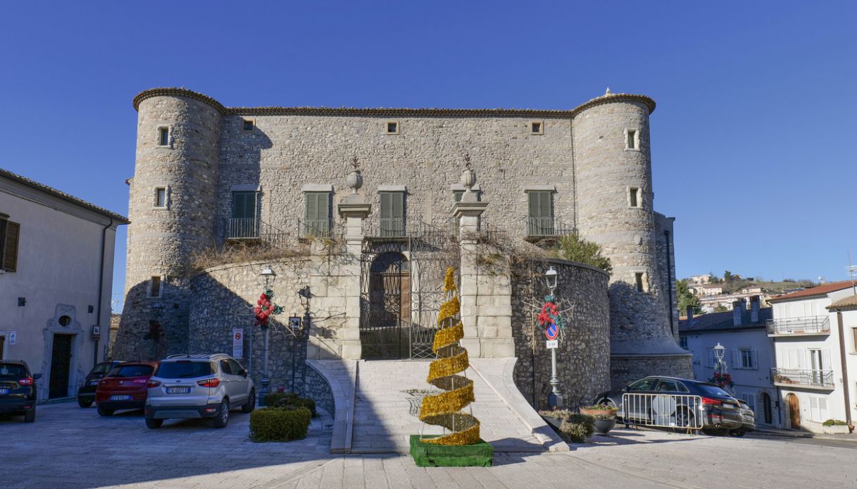 Il Castello di Zungoli, Irpinia, Campania