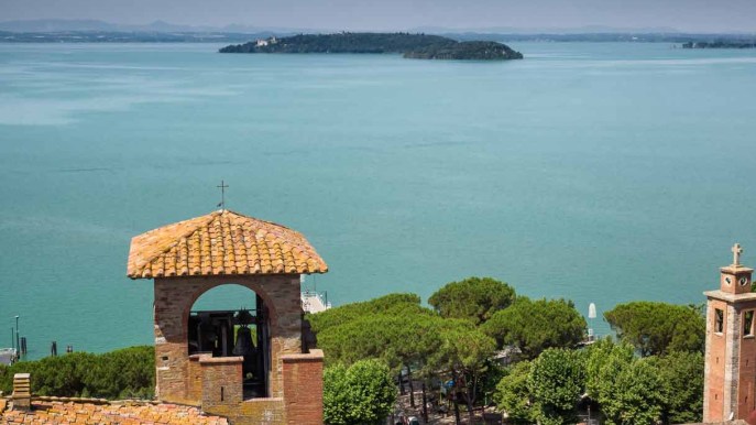 In Italia c’è un’isola che è già Covid-free sul Lago Trasimeno