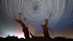 Come la notte stellata: il deserto solitario che sembra un quadro di Van Gogh