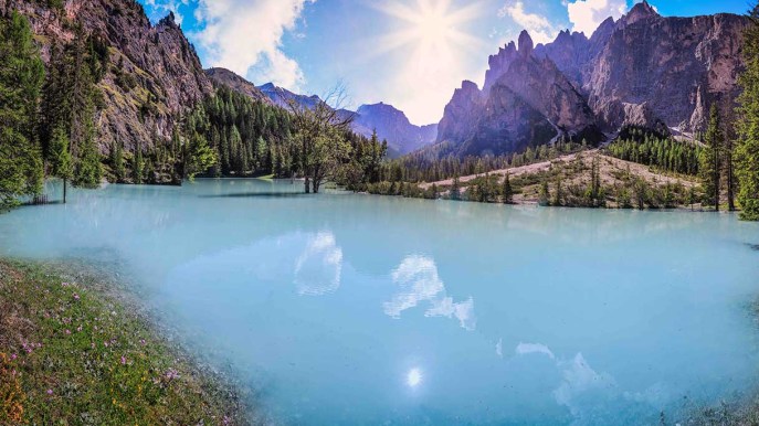 Il lago italiano, misterioso e bellissimo, che appare e scompare al sole