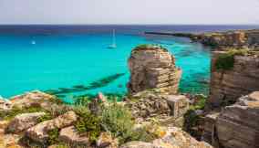 Spiagge di scogli: quali non perdere in Italia