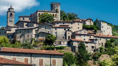 Bagnone, il borgo delle mille leggende