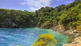 Trekking e mare: le calette più belle da raggiungere a piedi