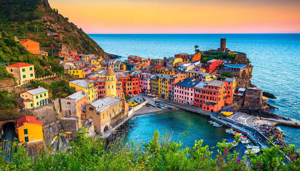 Un viaggio in Italia in estate è un’immersione nei colori più belli