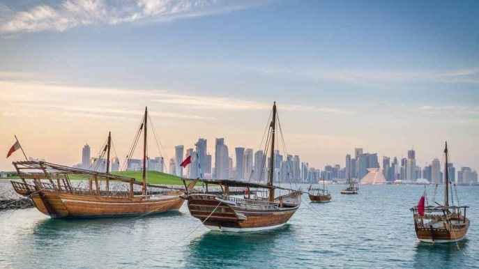 Il Qatar riapre ai turisti, anche italiani. Le regole di viaggio