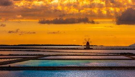 Si trova in Sicilia il tramonto più bello del mondo