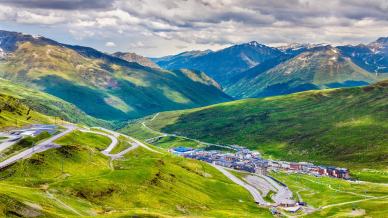 Itinerario in bici ad Andorra: il tour mozzafiato sui Pirenei