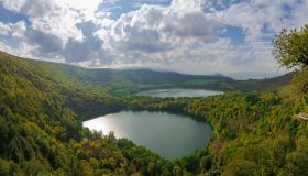 I laghi di Monticchio, specchi d’acqua nel panorama del Vulture