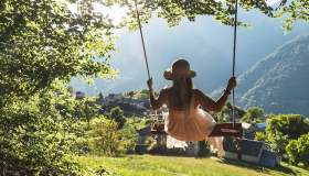 In Svizzera, l’itinerario delle altalene panoramiche