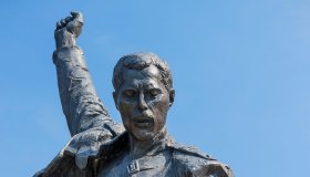 I personaggi illustri rivivono nelle statue: ecco dove