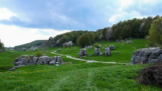 La Lessinia e la Valle delle Sfingi, dove svettano giganti di pietra