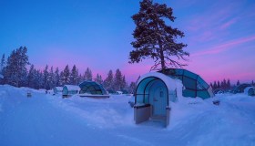 Dormire nell’igloo trasparente con vista sull’aurora boreale