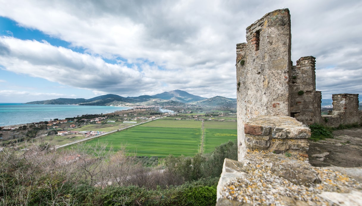 Velia, da raggiungere in un viaggio on the road da Salerno a Reggio Calabria