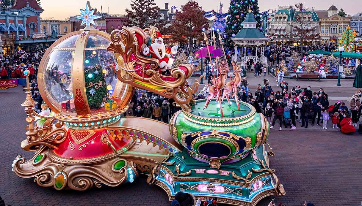 Le Noel Enchante Disney - The Enchanted Christmas