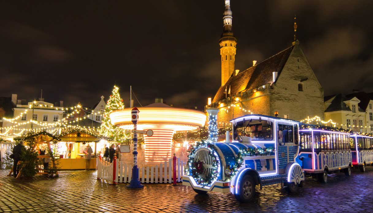 Decorazioni di Natale a Tallin