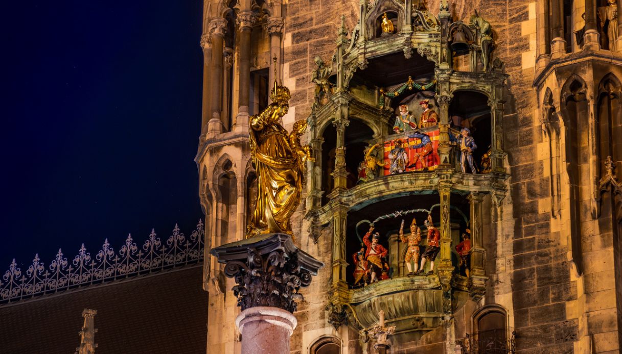 Glockenspiel. Il carillon di Marienplatz