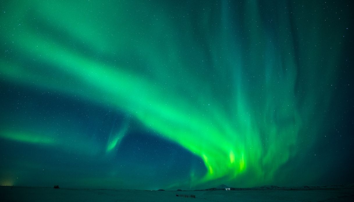 L'aurora boreale a hella, in islanda