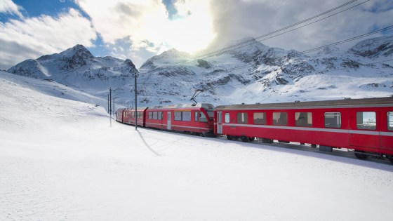 Sul Treno Rosso del Bernina, il trenino dell'amore