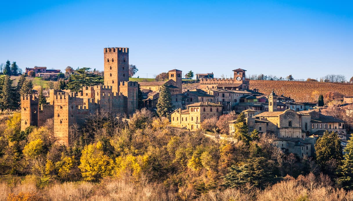 Esplorando la Pianura Padana, alla scoperta di borghi, abbazie e natura