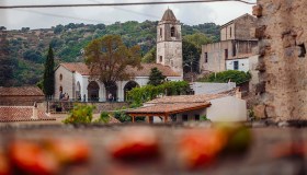 Lollove, è offline e felice uno dei più bei borghi d’Italia