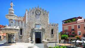 Le chiese più belle da visitare in Sud Italia: la splendida Taormina