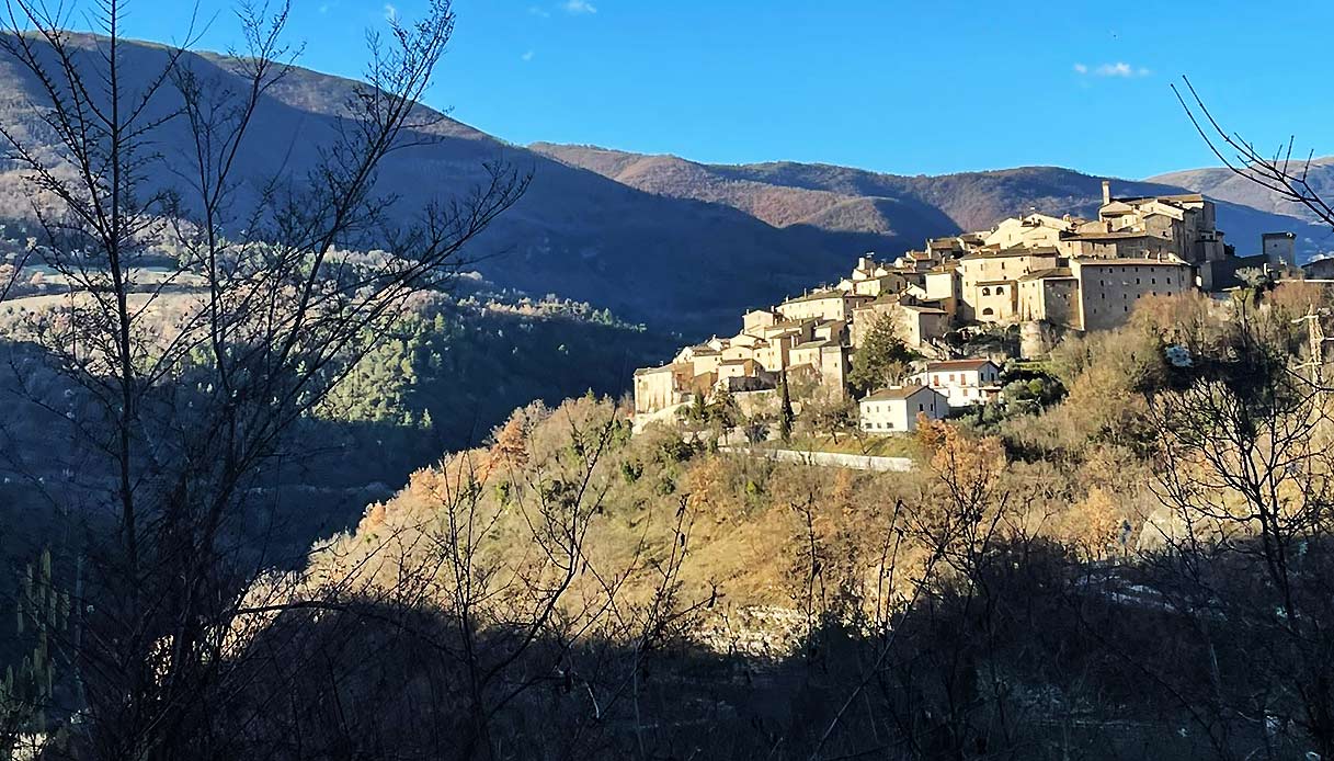 Vallo-di-Nera-paese