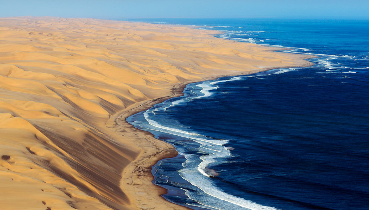 I luoghi in cui il deserto incontra l’oceano